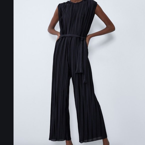 zara green pleated jumpsuit